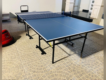 أسود و أزرق  طاولة تنس ( بنق بونق )