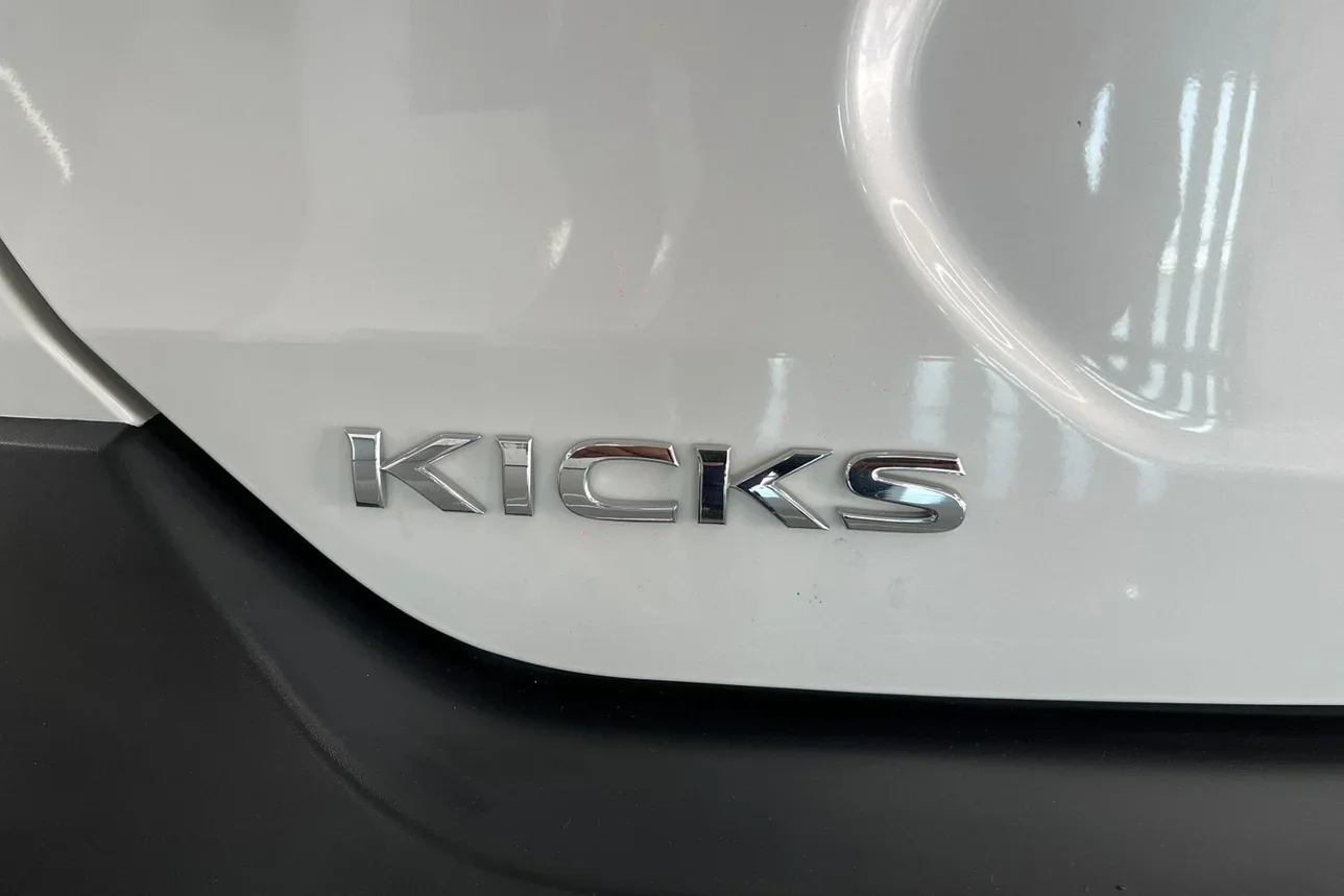 Nissan Kicks 2020 Automatic 57,122 Km 4 Cylinder Front Wheel Drive (FWD) SUV Silver
