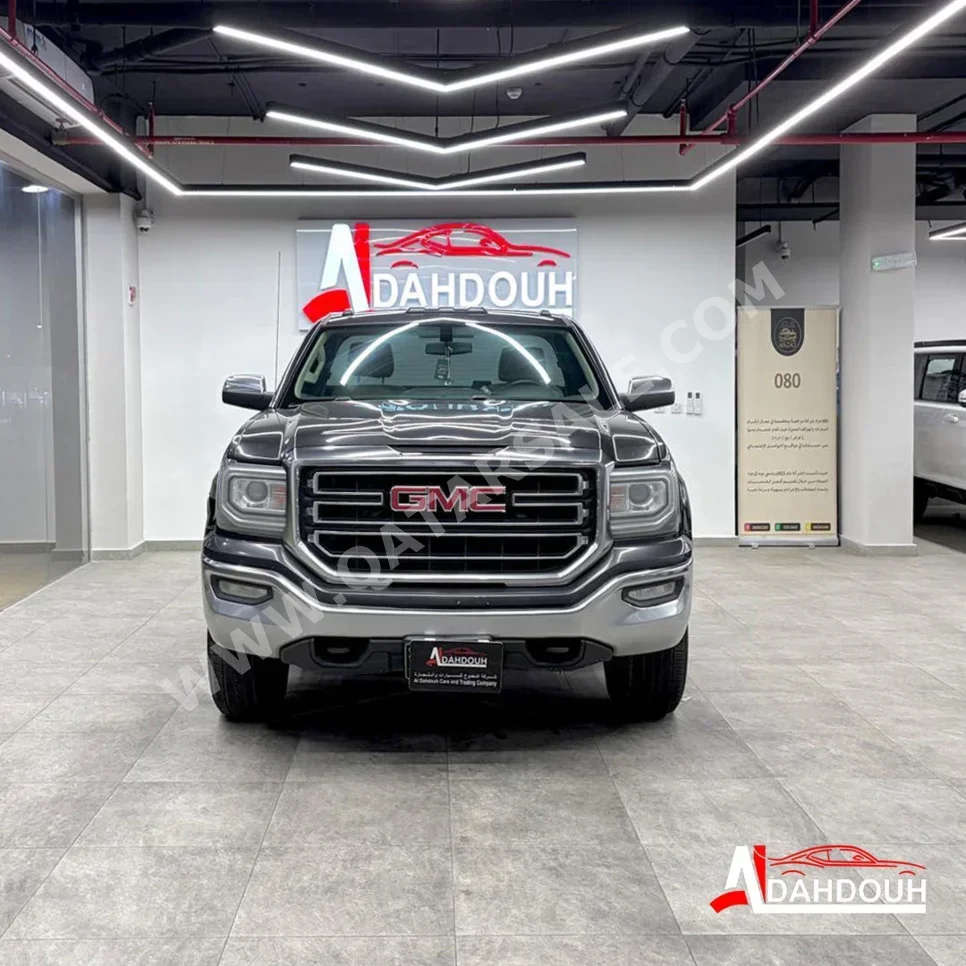 GMC  Sierra  1500  2016  Automatic  248,000 Km  8 Cylinder  Four Wheel Drive (4WD)  Pick Up  Gray