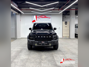 Jetour  T2  Luxury  2025  Automatic  21,000 Km  4 Cylinder  Four Wheel Drive (4WD)  SUV  Black  With Warranty