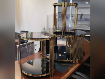 الطاولات والخزائن الجانبية منضدة القهوة  - لايف ستايل  - زجاج  - متعدد الألوان