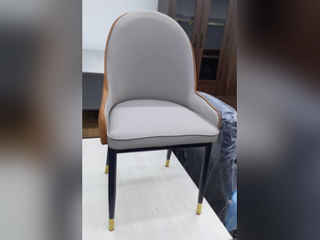 الكراسي والمقاعد - لايف ستايل  - متعدد الألوان  - قطعة مفردة