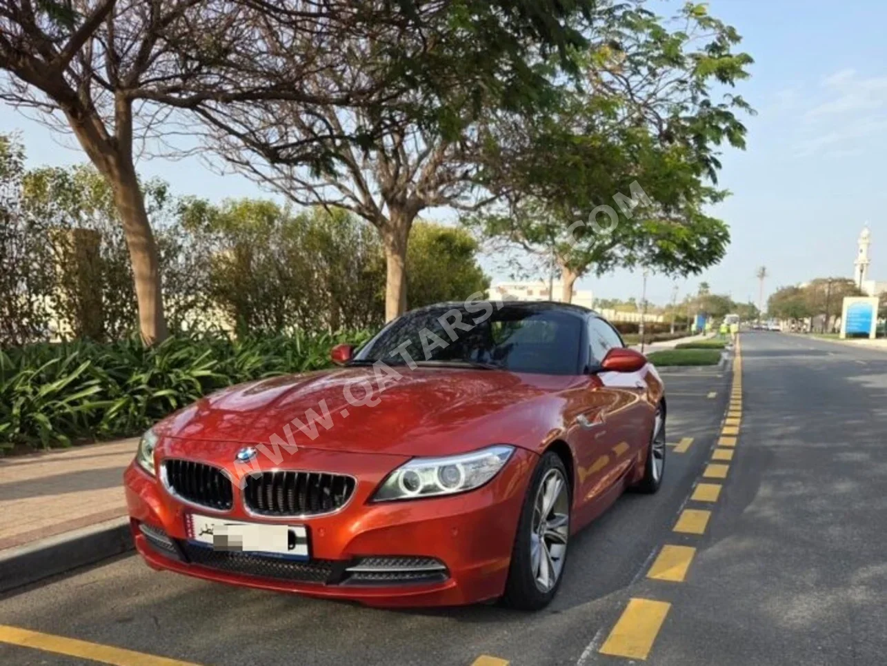 BMW  Z-Series  4  2014  Automatic  55,000 Km  4 Cylinder  Rear Wheel Drive (RWD)  Convertible  Orange
