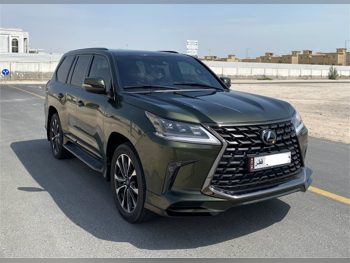 لكزس  ال اكس  570 اس بلاك ايديشن  2021  اوتوماتيك  73,000 كم  8 سلندر  دفع رباعي  اس يو في  أخضر