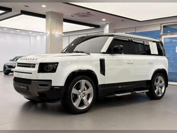 لاند روفر  ديفيندر  110 اتش اس اي  2025  اوتوماتيك  15,000 كم  6 سلندر  دفع رباعي  اس يو في  أبيض  تحت الضمان