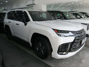 لكزس  ال اكس  600 اوفرتريل  2025  اوتوماتيك  0 كم  6 سلندر  دفع رباعي  اس يو في  أبيض  تحت الضمان