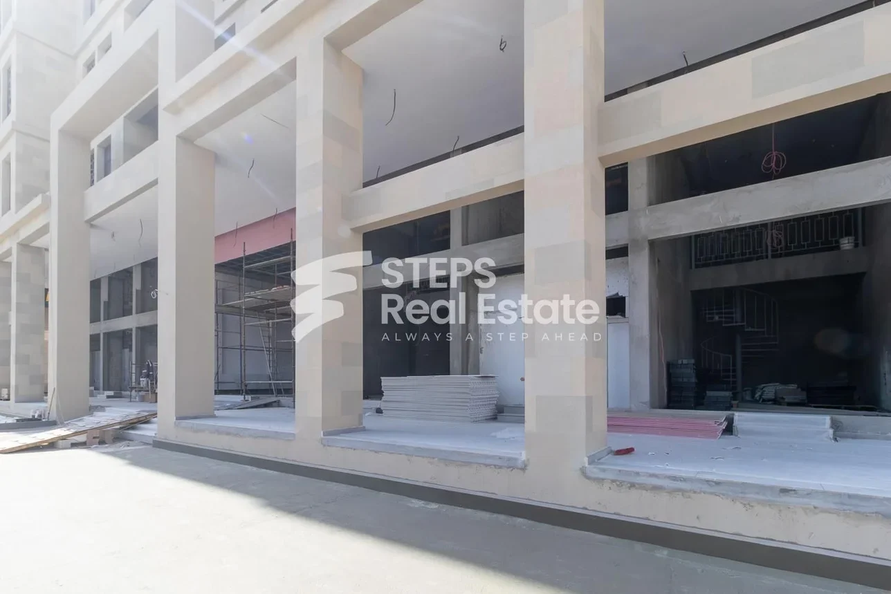 Commercial Shops - Not Furnished  - Lusail  For Rent  - Fox Hills