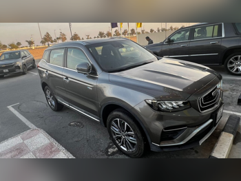 Geely  Azkarra  2022  Automatic  137,000 Km  4 Cylinder  Four Wheel Drive (4WD)  SUV  Gray