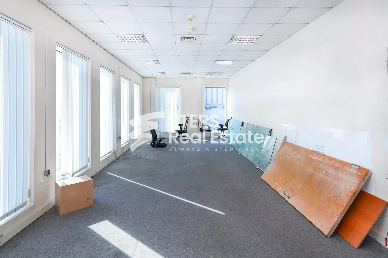 Commercial Offices - Not Furnished  - Doha  - Al Hilal