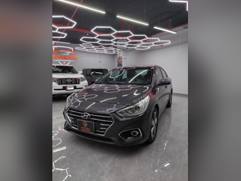 Hyundai  Accent  2021  Automatic  65,000 Km  4 Cylinder  Front Wheel Drive (FWD)  Sedan  Gray