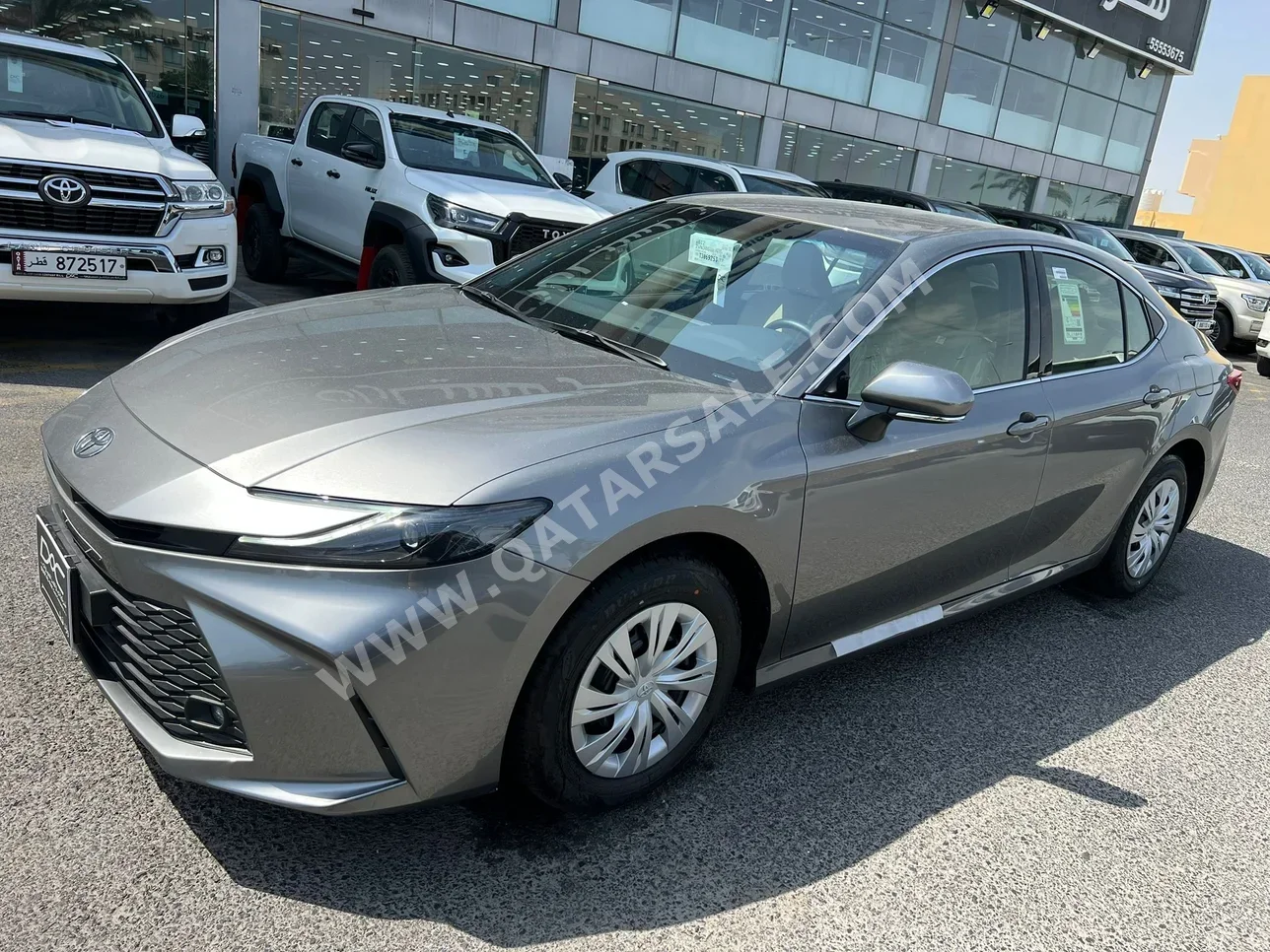 Toyota  Camry  2026  Automatic  0 Km  4 Cylinder  Front Wheel Drive (FWD)  Sedan  Gray  With Warranty