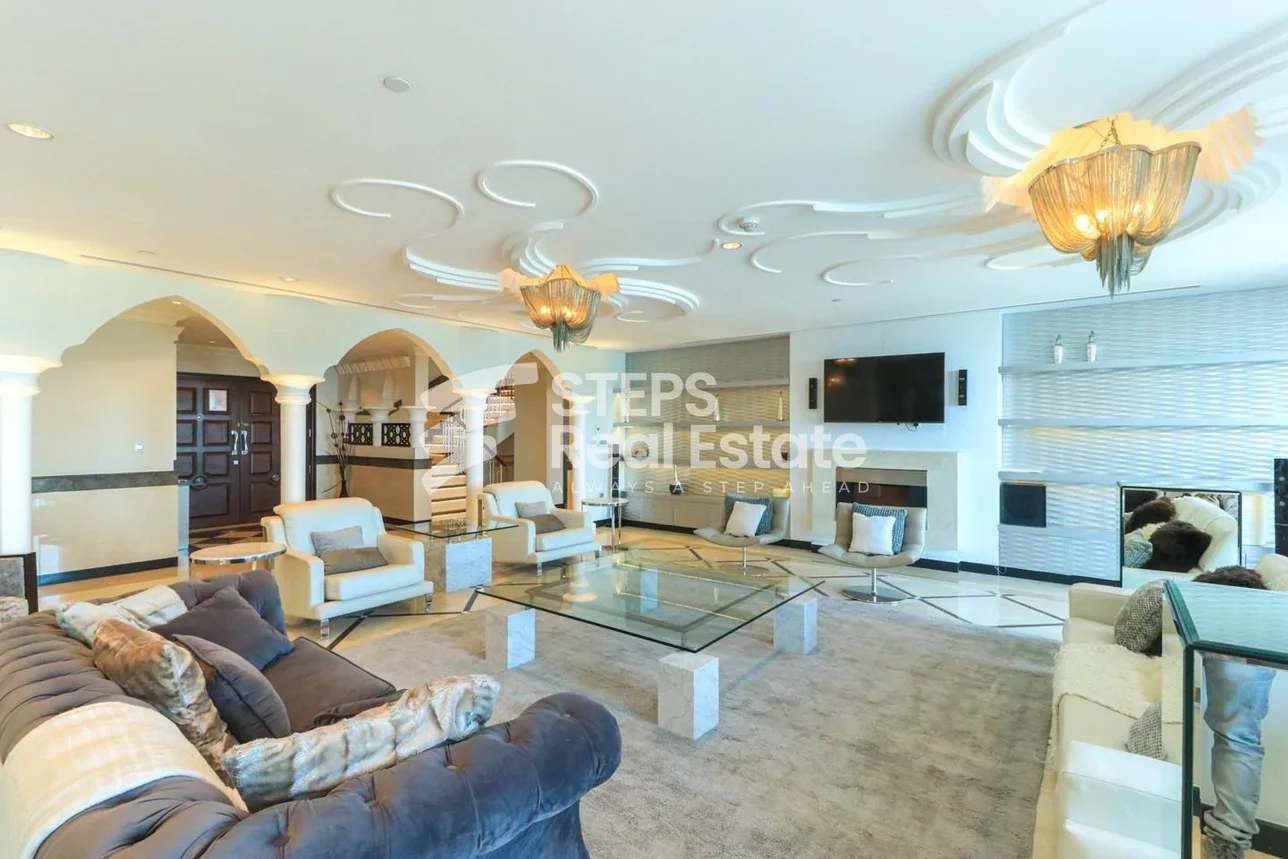 7 Bedrooms  Penthouse  For Rent  in Doha -  The Pearl  Fully Furnished
