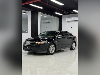 فورد  تورس  2016  اوتوماتيك  157,000 كم  6 سلندر  دفع خلفي  سيدان  أسود