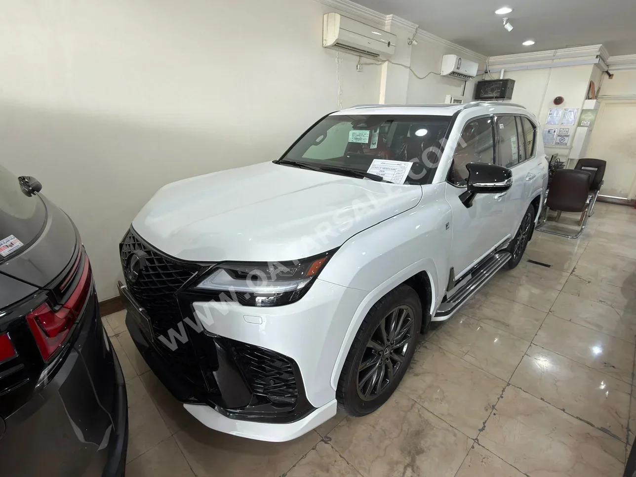 لكزس  ال اكس  600 اف سبورت  2026  اوتوماتيك  0 كم  6 سلندر  دفع رباعي  اس يو في  أبيض  تحت الضمان