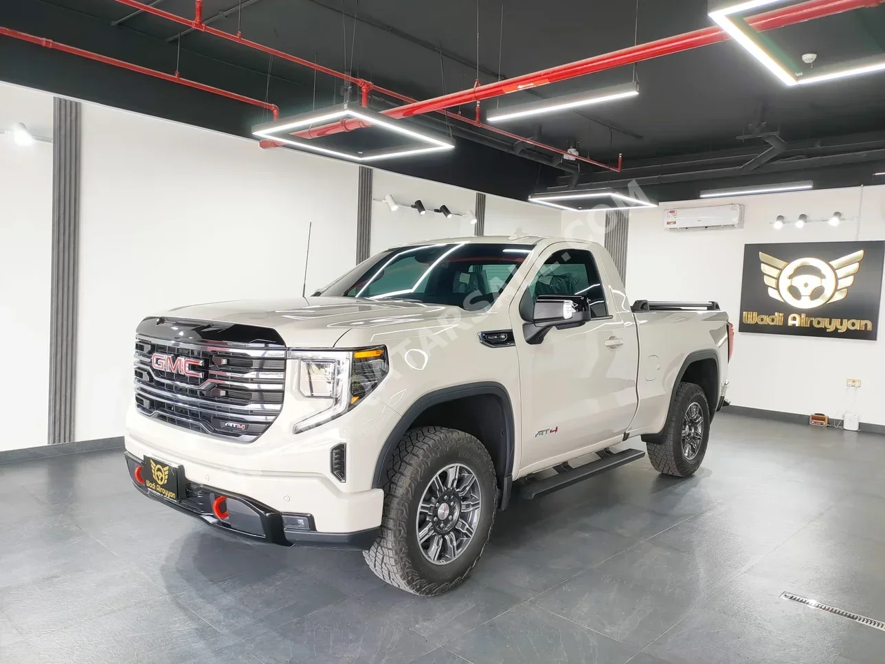 GMC  Sierra  AT4  2026  Automatic  0 Km  8 Cylinder  Four Wheel Drive (4WD)  Pick Up  Beige  With Warranty