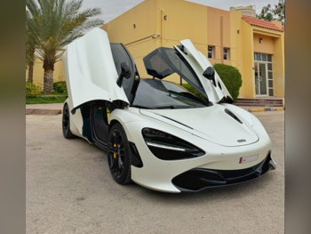 ماكلارين  720  اس  2019  اوتوماتيك  27,650 كم  8 سلندر  دفع خلفي  كوبيه \ سبورت  أبيض مطفي