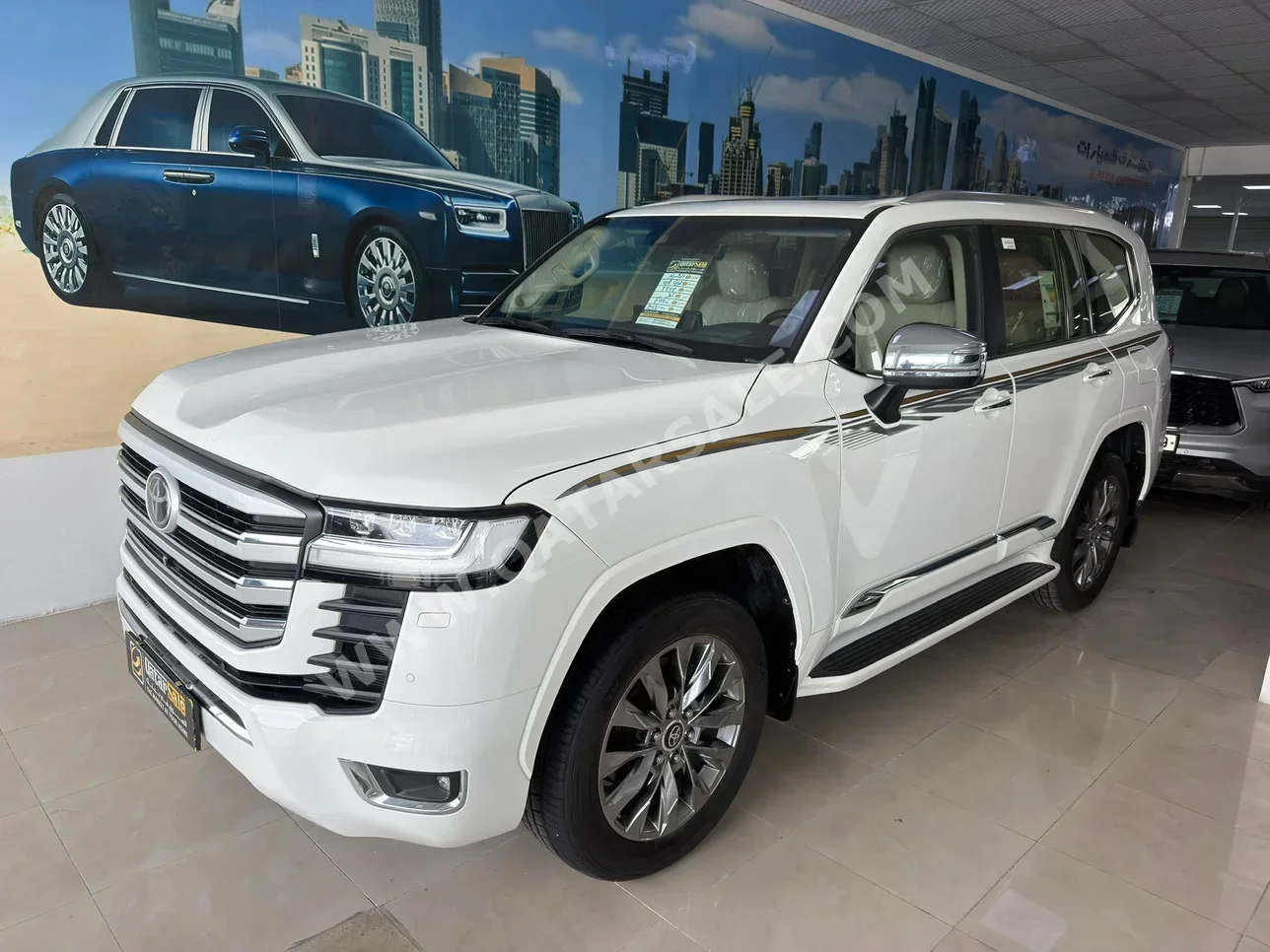 تويوتا  لاند كروزر  في اكس ار توين توربو  2023  اوتوماتيك  112,000 كم  6 سلندر  دفع رباعي  اس يو في  أبيض