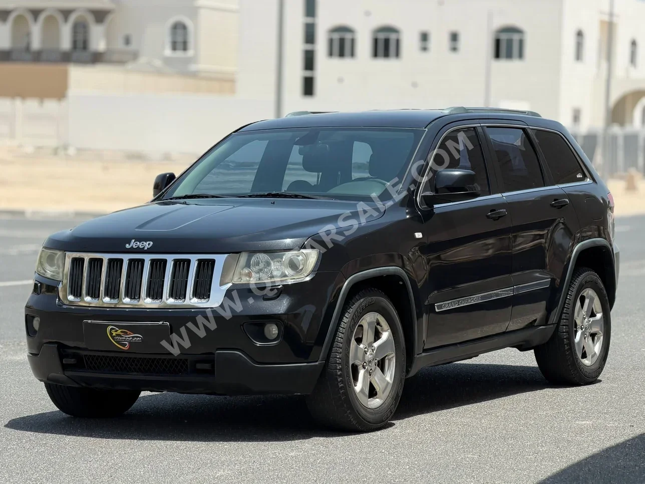 جييب  جراند شيروكي  لاريدو  2013  اوتوماتيك  220,000 كم  6 سلندر  دفع رباعي  اس يو في  أسود