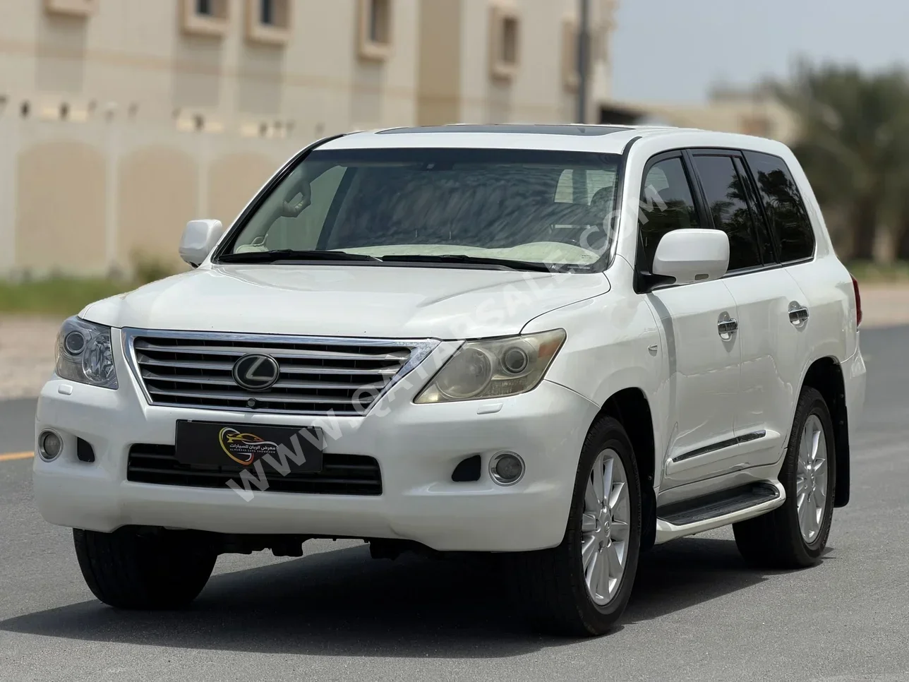 لكزس  ال اكس  570  2009  اوتوماتيك  260,000 كم  8 سلندر  دفع رباعي  اس يو في  أبيض