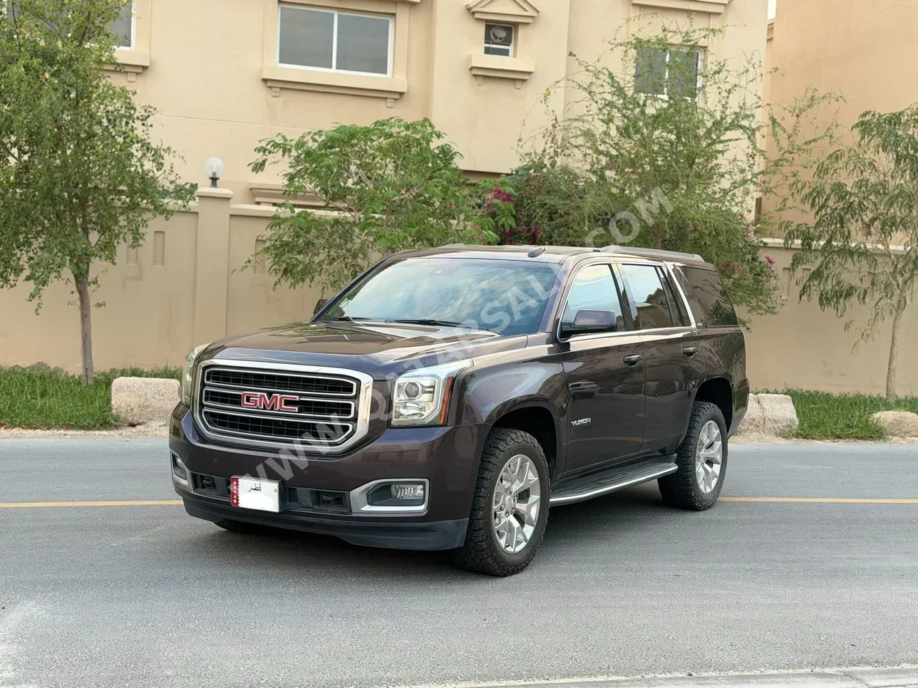 جي ام سي  يوكون  اس ال تي  2017  اوتوماتيك  70,000 كم  8 سلندر  دفع رباعي  اس يو في  بني