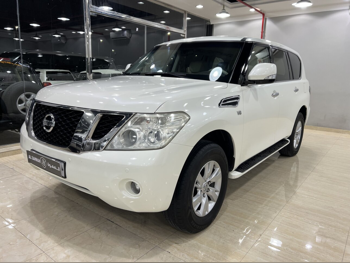 نيسان  باترول  اس اي  2013  اوتوماتيك  230,000 كم  8 سلندر  دفع رباعي  اس يو في  أبيض