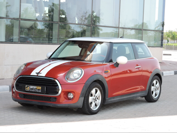 Mini Cooper 2016 Automatic 105,000 Km 4 Cylinder Front Wheel Drive (FWD) Hatchback Red