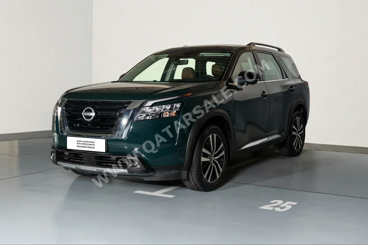 Nissan  Pathfinder  SL  2024  Automatic  4,929 Km  6 Cylinder  Four Wheel Drive (4WD)  SUV  Green  With Warranty