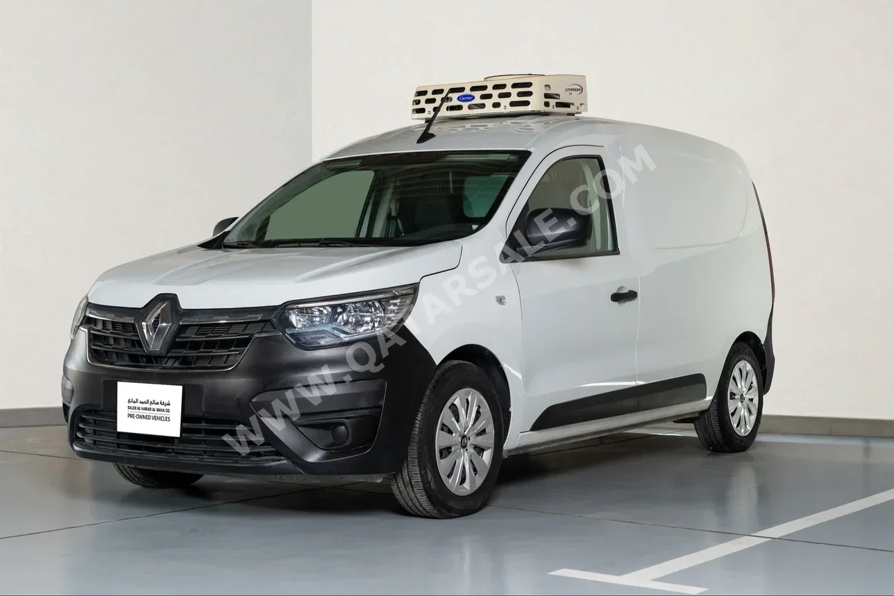 Renault  Express  2024  Manual  6,216 Km  4 Cylinder  Rear Wheel Drive (RWD)  Van / Bus  White  With Warranty