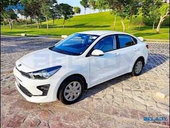 Kia  Rio  4 Cylinder  Sedan  White  2021