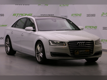 اودي  أي 8  2016  اوتوماتيك  111,000 كم  6 سلندر  دفع كلي مستمر  سيدان  أبيض