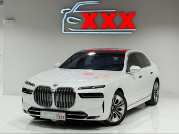 BMW  7-Series  735 i  2023  Automatic  33,000 Km  6 Cylinder  All Wheel Drive (AWD)  Coupe / Sport  White  With Warranty