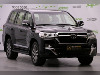 تويوتا  لاند كروزر  جي اكس ار  2020  اوتوماتيك  270,000 كم  6 سلندر  دفع رباعي  اس يو في  أسود