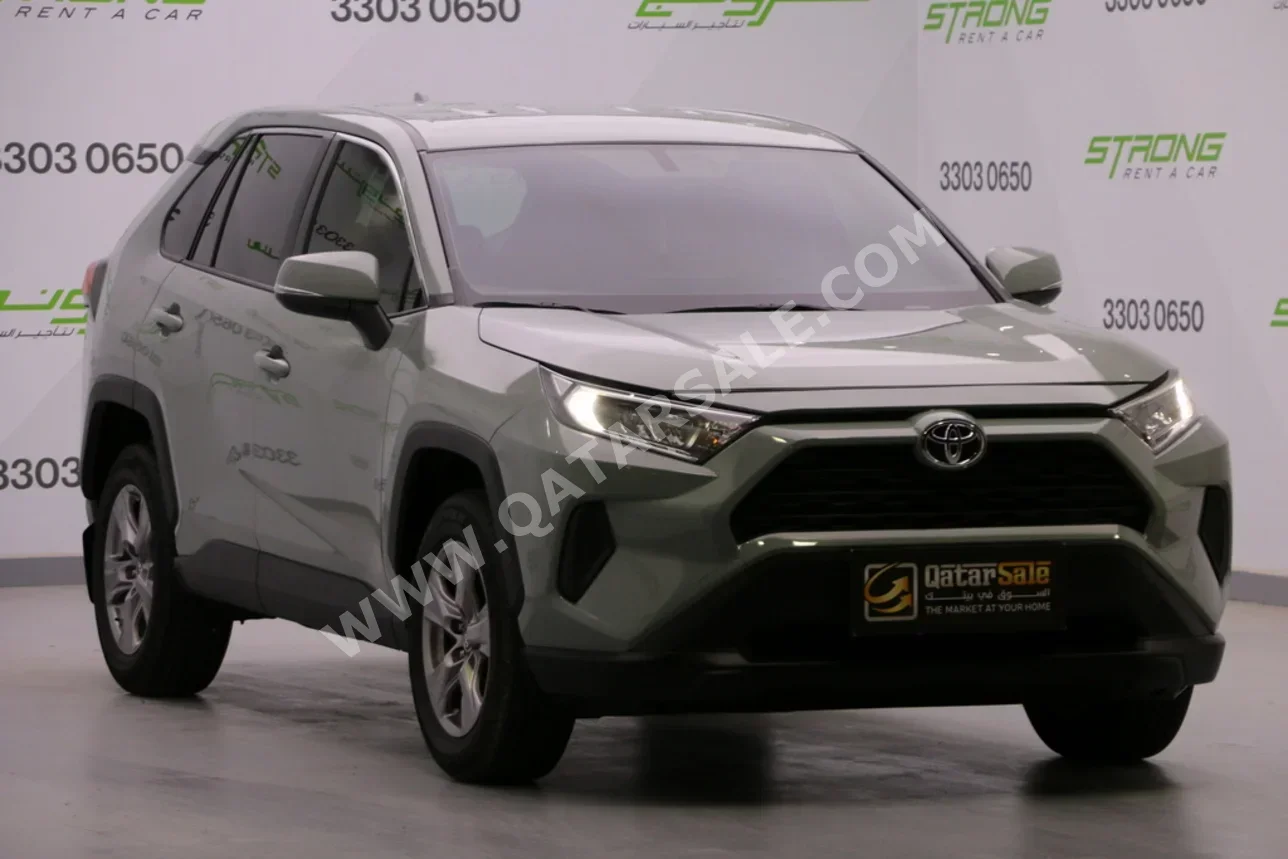 تويوتا  راف 4  2025  اوتوماتيك  5,600 كم  4 سلندر  دفع رباعي  اس يو في  أخضر  تحت الضمان