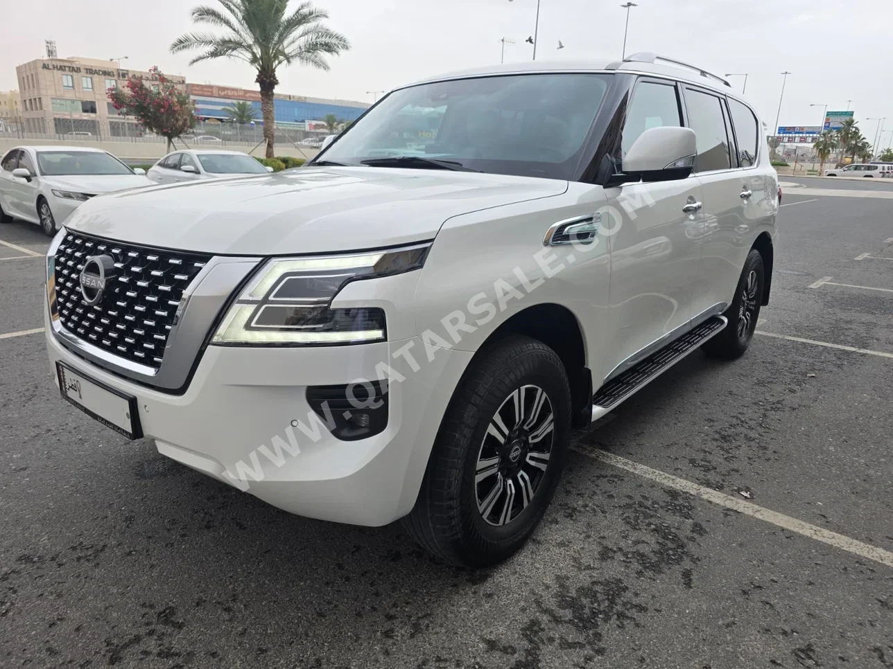 نيسان  باترول  تيتانيوم  2022  اوتوماتيك  108,000 كم  6 سلندر  دفع رباعي  اس يو في  أبيض