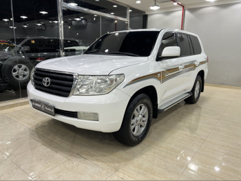 Toyota  Land Cruiser  GX  2008  Automatic  287,000 Km  6 Cylinder  Four Wheel Drive (4WD)  SUV  White