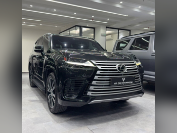 Lexus  LX  600 Luxury  2022  Automatic  120,000 Km  6 Cylinder  Four Wheel Drive (4WD)  SUV  Black