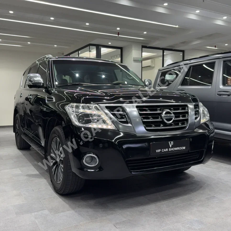 نيسان  باترول  بلاتنيوم  2016  اوتوماتيك  286,000 كم  8 سلندر  دفع رباعي  اس يو في  أسود