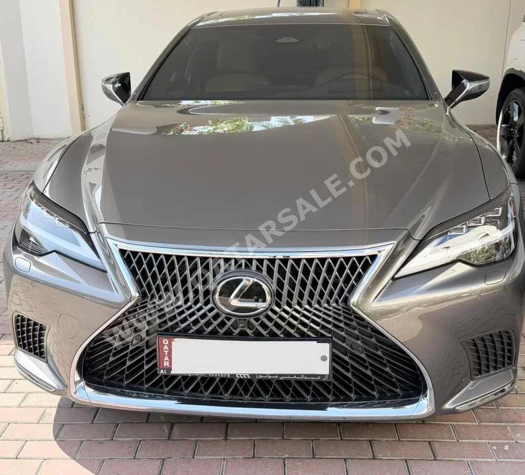 Lexus  LS  500 H  2026  Automatic  900 Km  6 Cylinder  Rear Wheel Drive (RWD)  Sedan  Gray  With Warranty