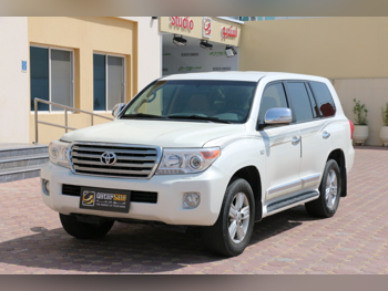 Toyota  Land Cruiser  GX  2013  Automatic  152,000 Km  8 Cylinder  Four Wheel Drive (4WD)  SUV  Pearl