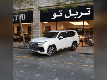 Lexus  LX  600 Luxury  2022  Automatic  78,700 Km  6 Cylinder  Four Wheel Drive (4WD)  SUV  White