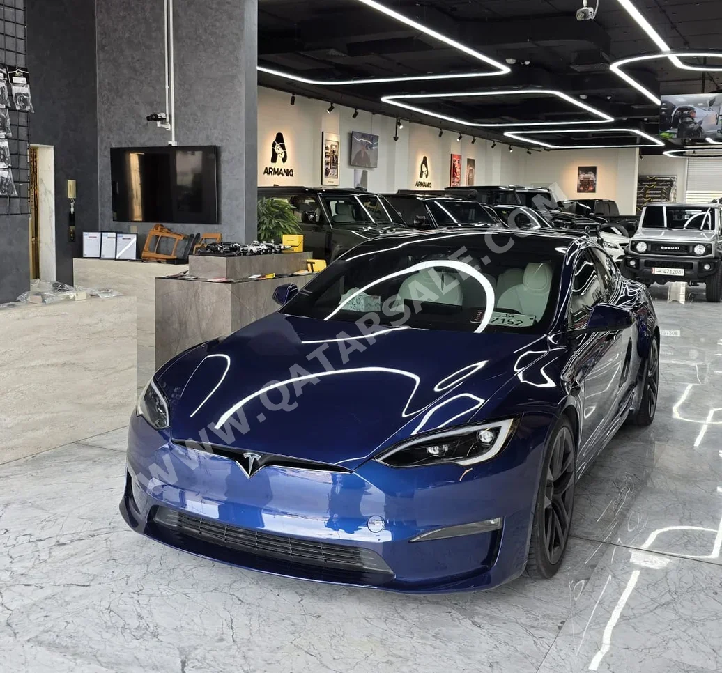 تسلا  مودل اس  2024  اوتوماتيك  46,000 كم  0 سلندر  دفع كلي مستمر  هاتشباك  ازرق  تحت الضمان
