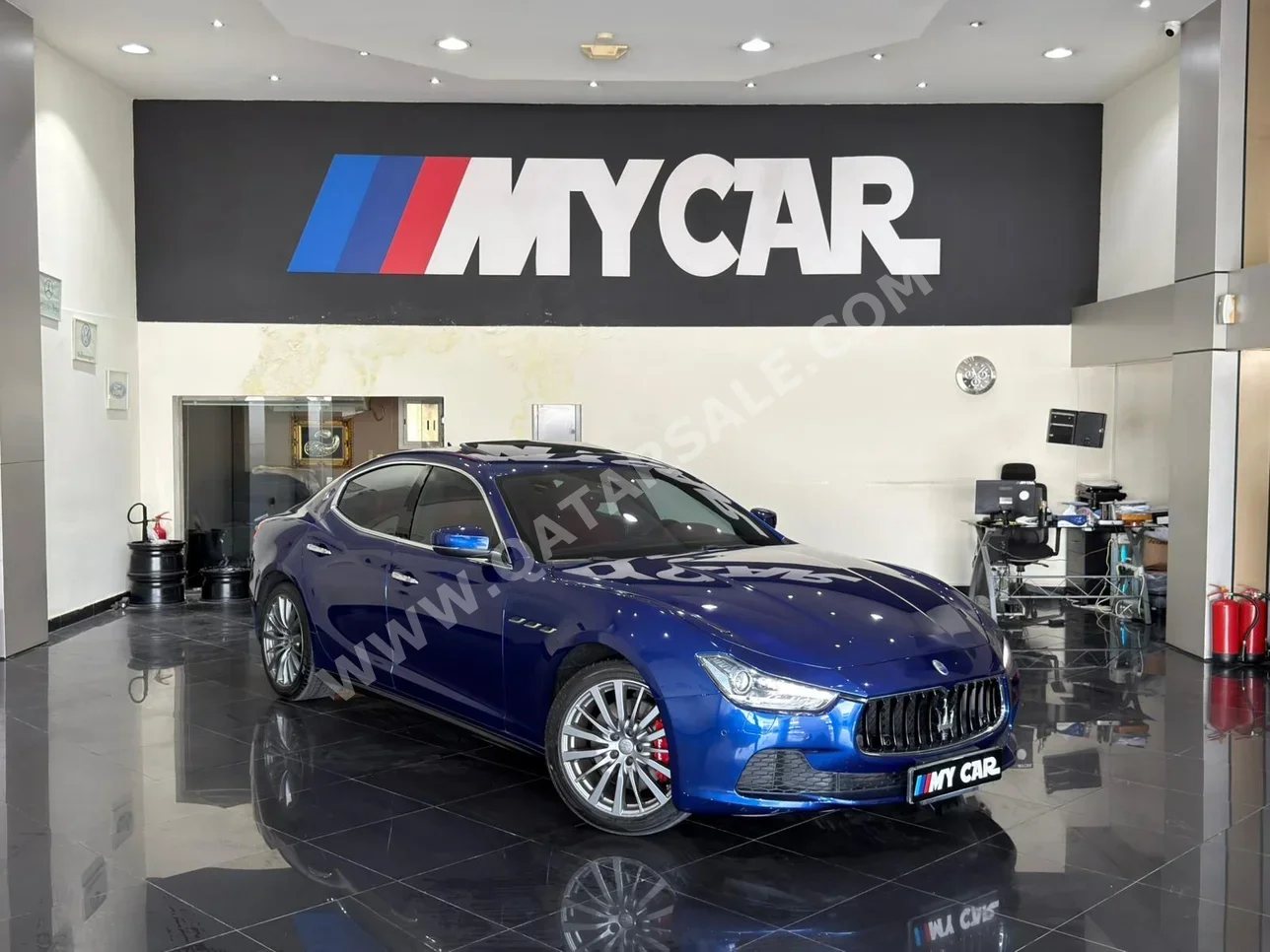 مزاراتي  جيبلي  2017  اوتوماتيك  76,000 كم  6 سلندر  دفع خلفي  سيدان  ازرق