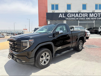 GMC  Sierra  Elevation  2024  Automatic  37,000 Km  8 Cylinder  Four Wheel Drive (4WD)  Pick Up  Black  With Warranty