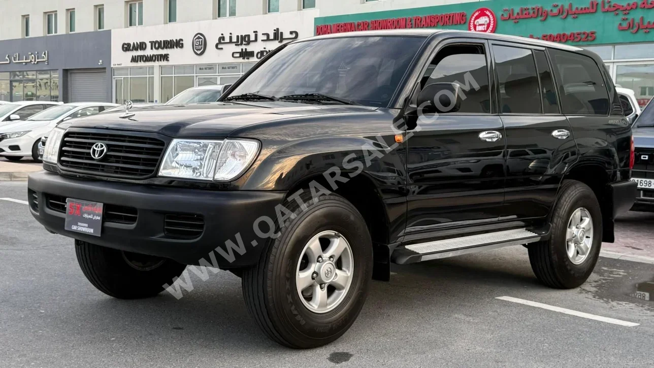 تويوتا  لاند كروزر  جي  2001  عادي  336,000 كم  6 سلندر  دفع رباعي  اس يو في  أسود