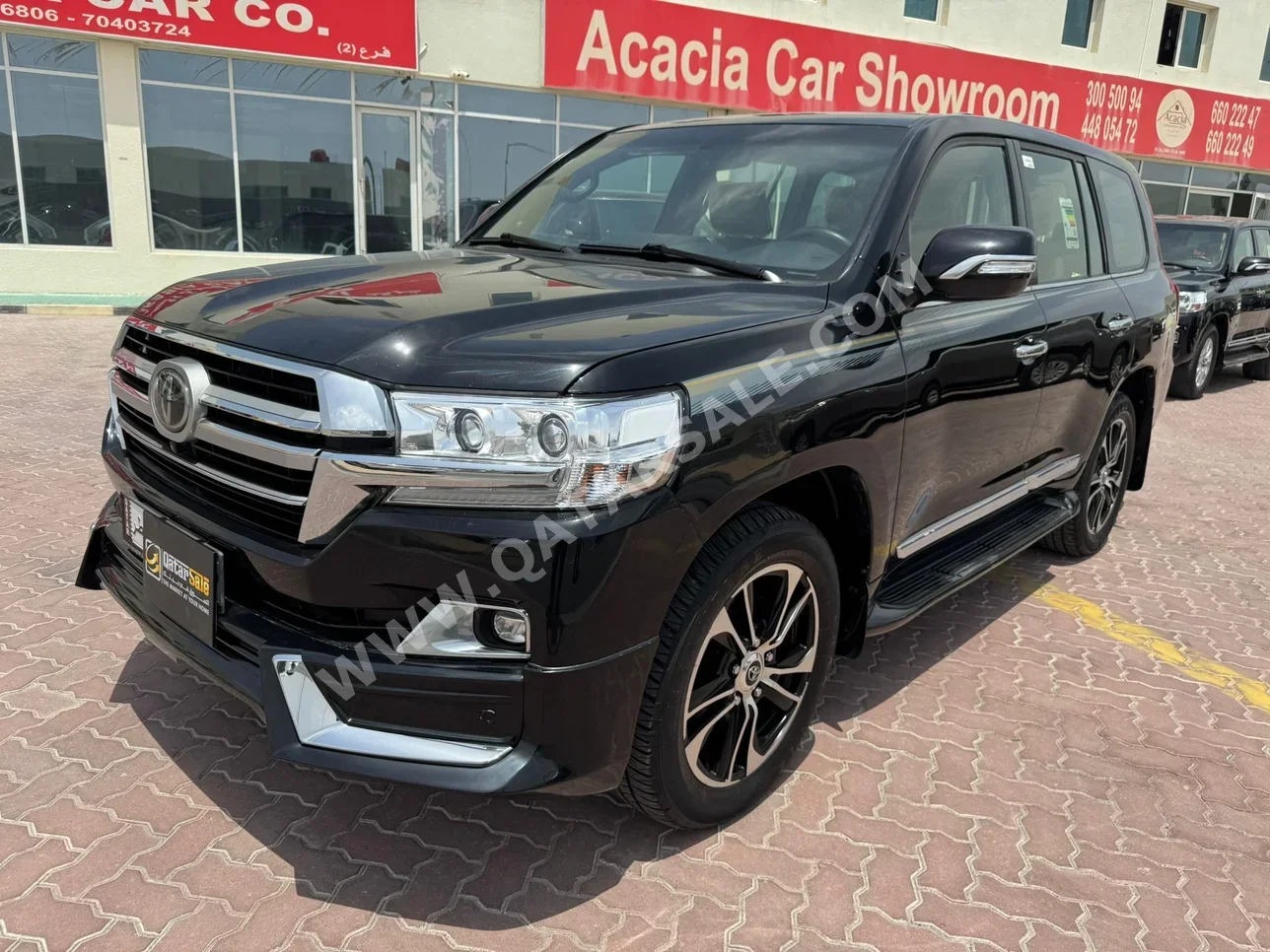 Toyota  Land Cruiser  VXR  2021  Automatic  171,000 Km  8 Cylinder  Four Wheel Drive (4WD)  SUV  Black