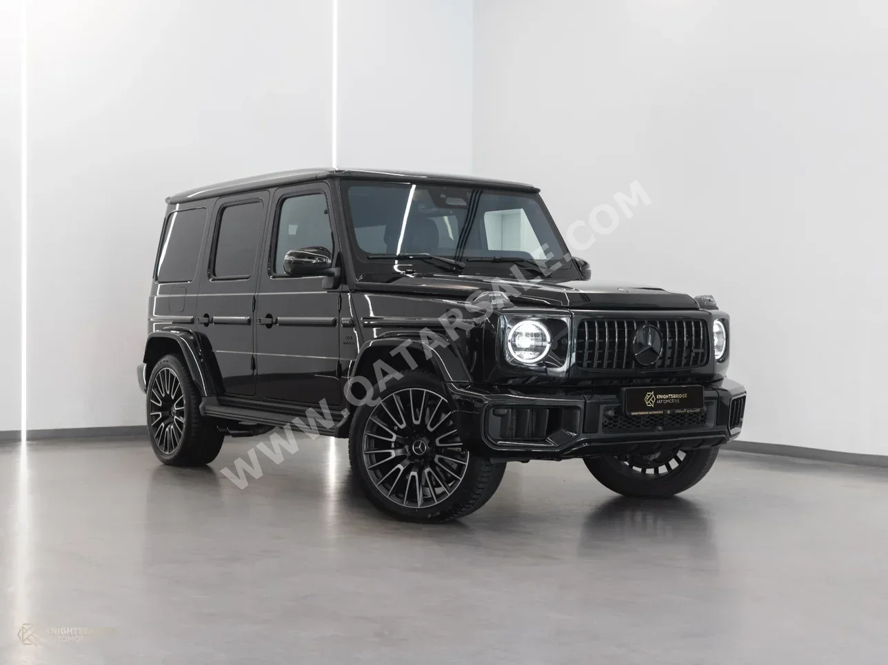 مرسيدس - بنز  جي - كلاس  63 اي ام جي  2025  اوتوماتيك  4,800 كم  8 سلندر  دفع رباعي  اس يو في  أسود  تحت الضمان