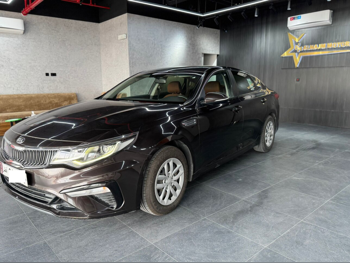 كيا  اوبتما  2020  اوتوماتيك  130,000 كم  4 سلندر  سحب امامي  سيدان  أسود