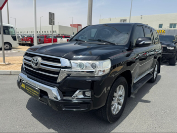 تويوتا  لاند كروزر  جي اكس ار  2019  اوتوماتيك  134,000 كم  8 سلندر  دفع رباعي  اس يو في  أسود