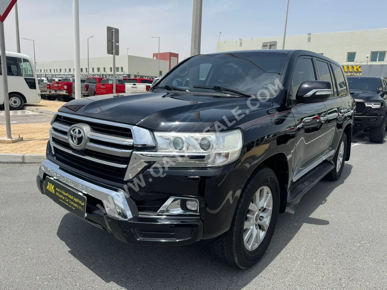 Toyota  Land Cruiser  GXR  2019  Automatic  134,000 Km  8 Cylinder  Four Wheel Drive (4WD)  SUV  Black