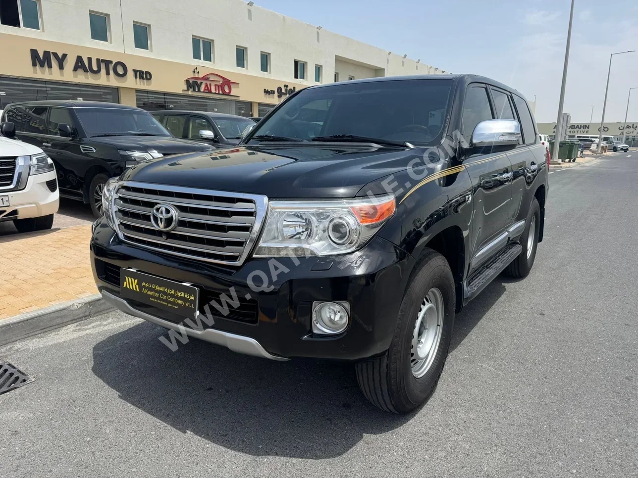 Toyota  Land Cruiser  VXR  2014  Automatic  272,000 Km  8 Cylinder  Four Wheel Drive (4WD)  SUV  Black